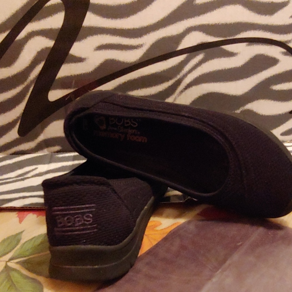 2pairs Bob's casuals and 1 pair skechers casuals